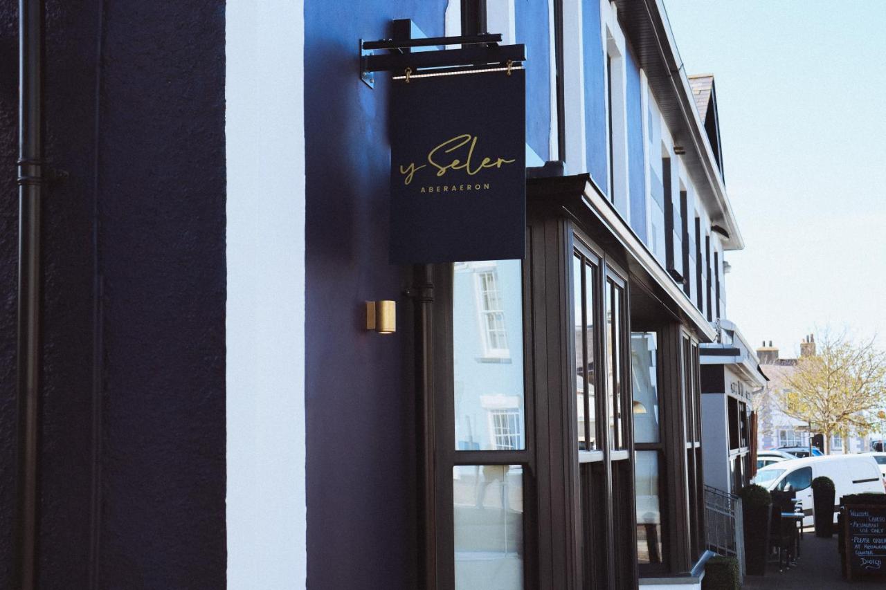 Hotel Y Seler Aberaeron Esterno foto